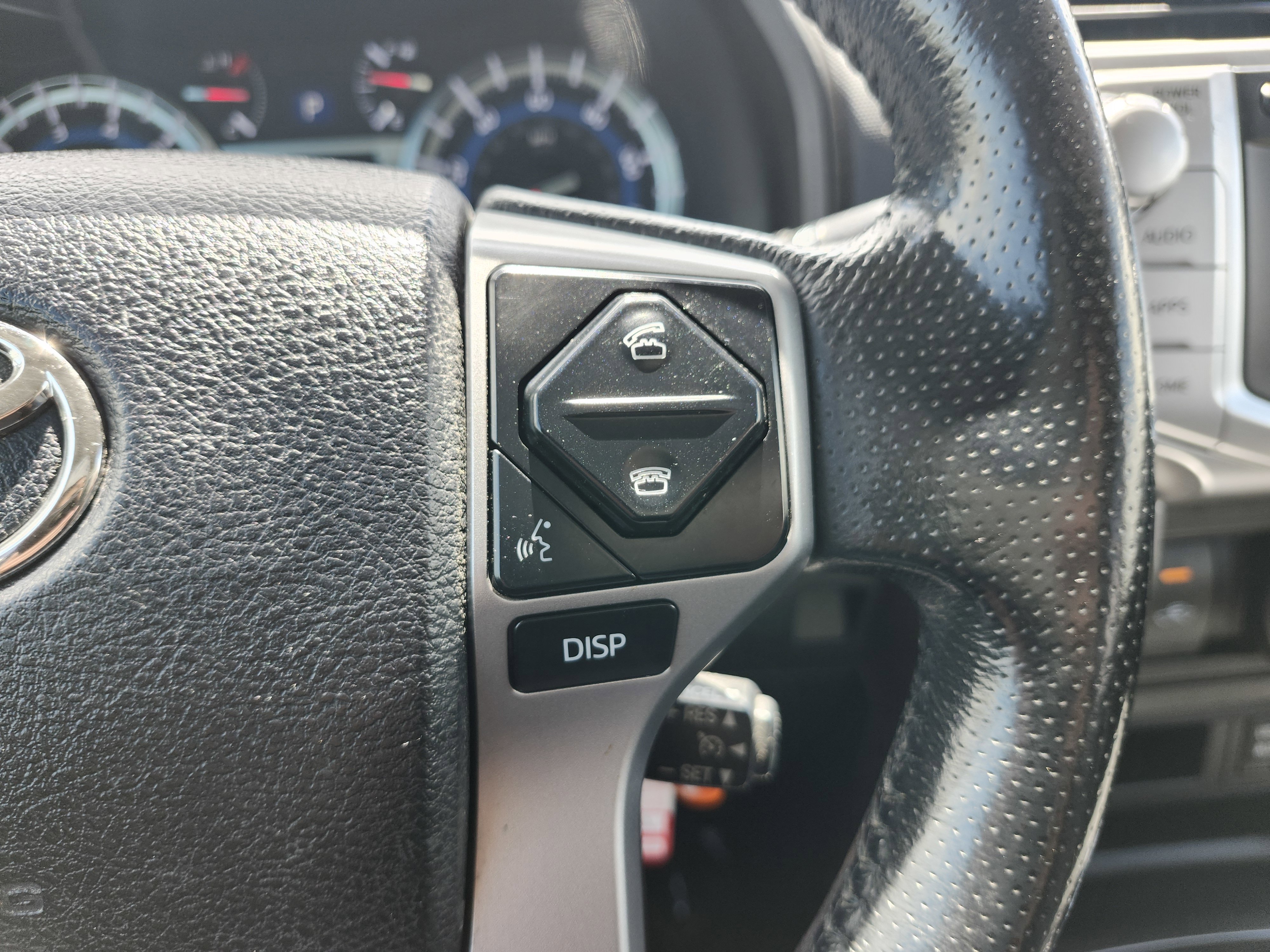Used 2017 Toyota 4Runner SR5 Premium AWD/4WD image 33