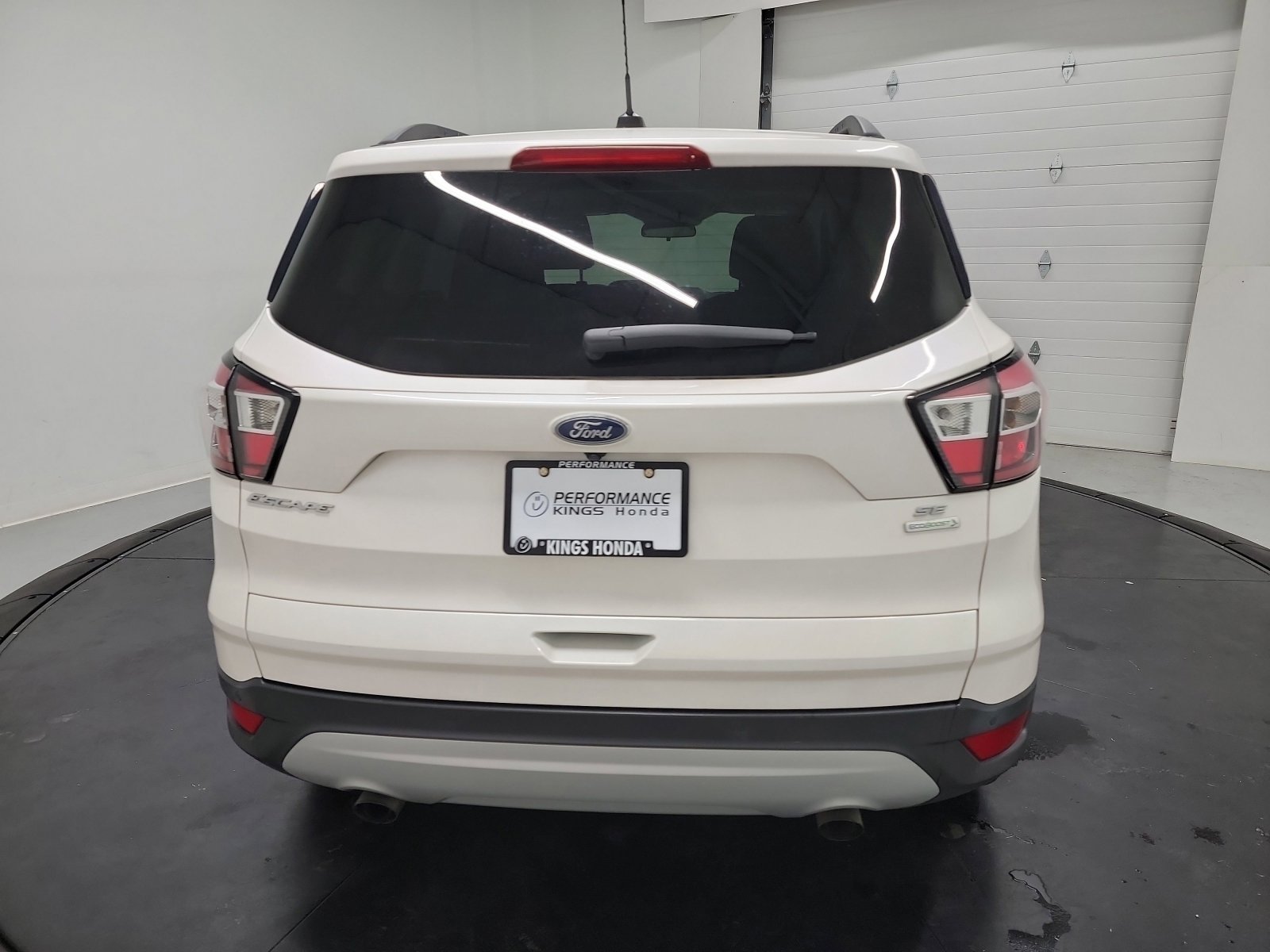 Used 2017 Ford Escape SE w/ Equipment Group 201A image 8