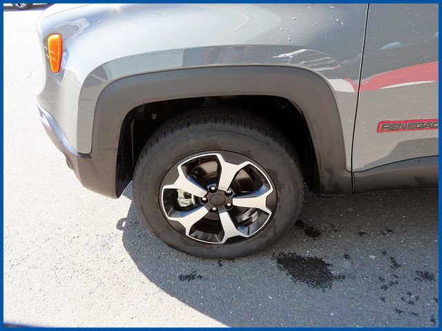 Certified 2022 Jeep Renegade Trailhawk image 4
