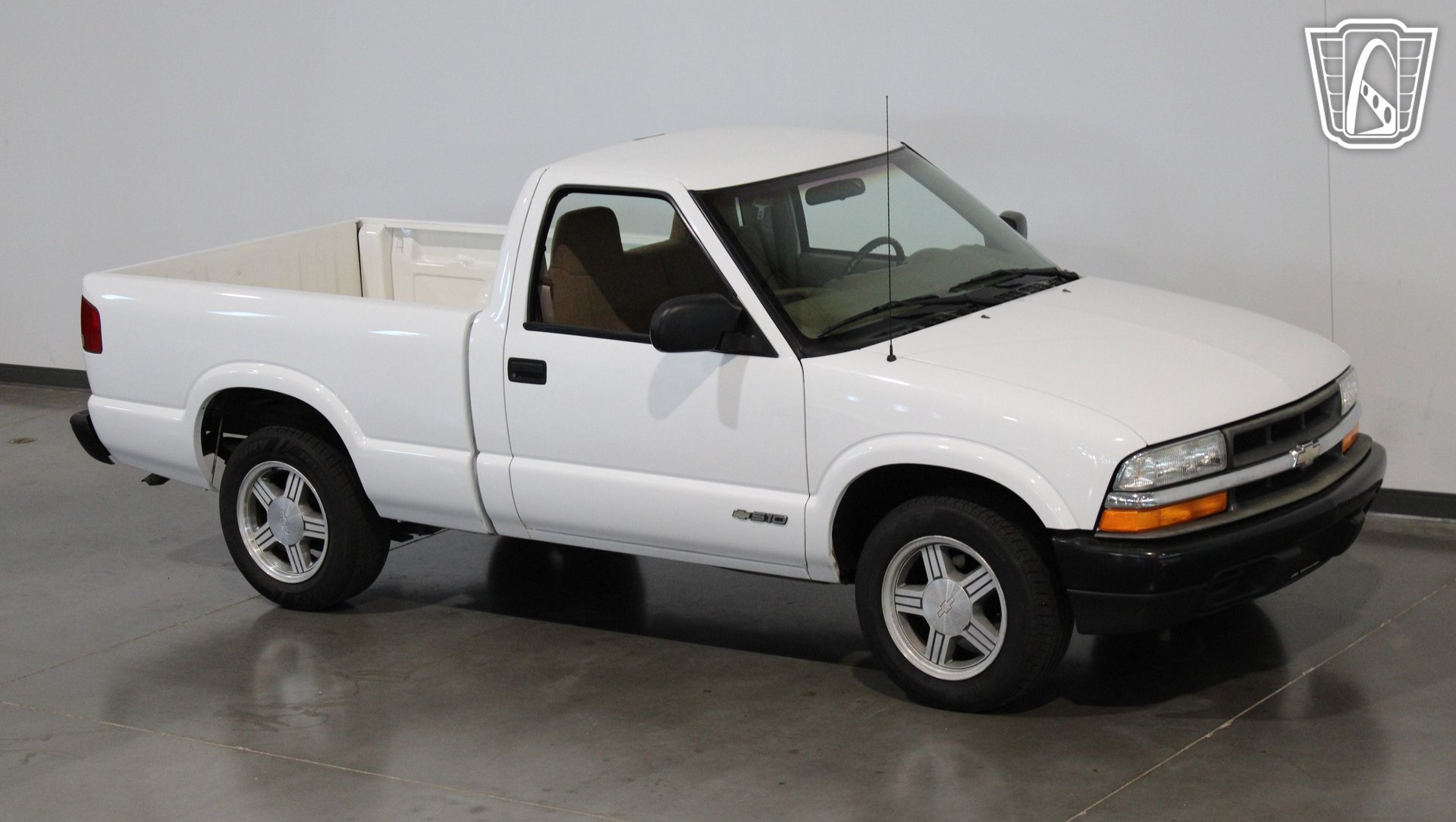 Used 1998 Chevrolet S10 Pickup 2WD Regular Cab image 16