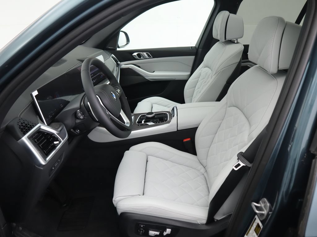Used 2026 BMW X5 sDrive40i RWD image 21