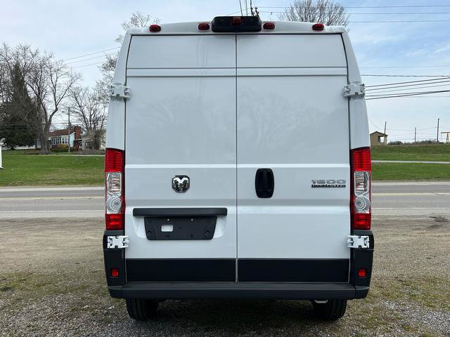 New 2024 RAM ProMaster 1500 w/ Convenience Group FWD image 4
