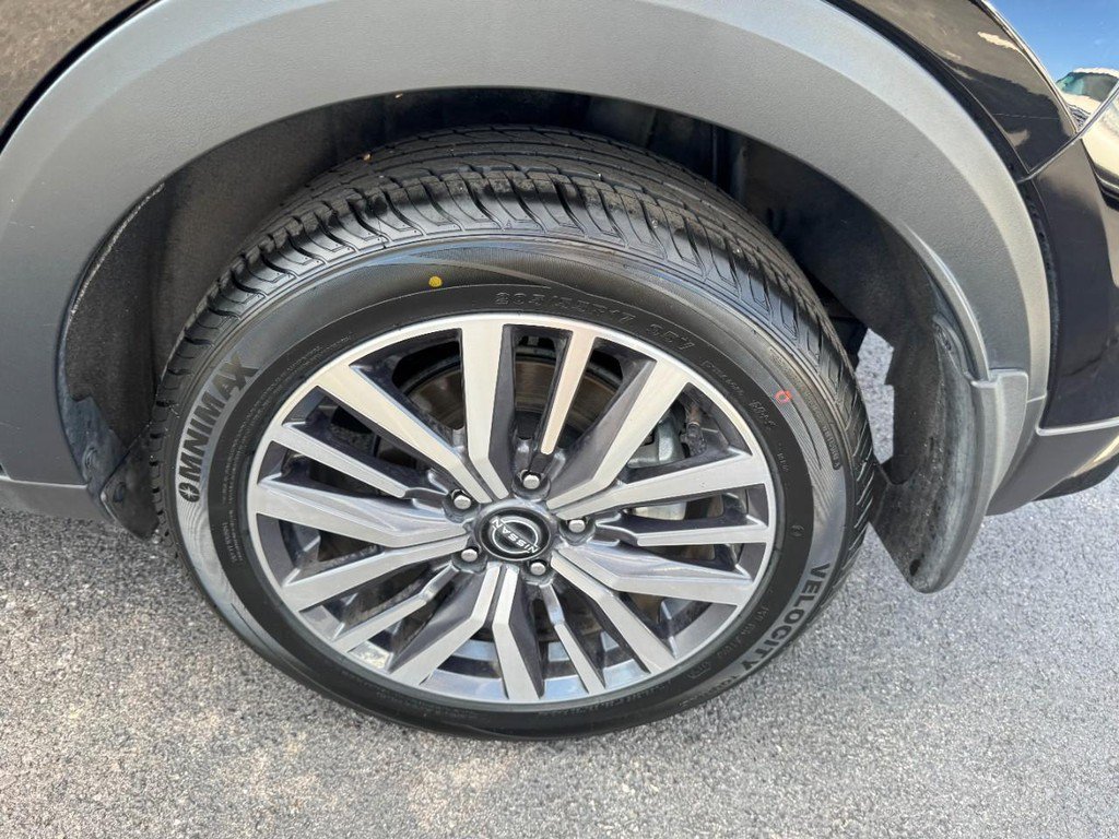 Certified 2024 Nissan Kicks SV FWD image 7