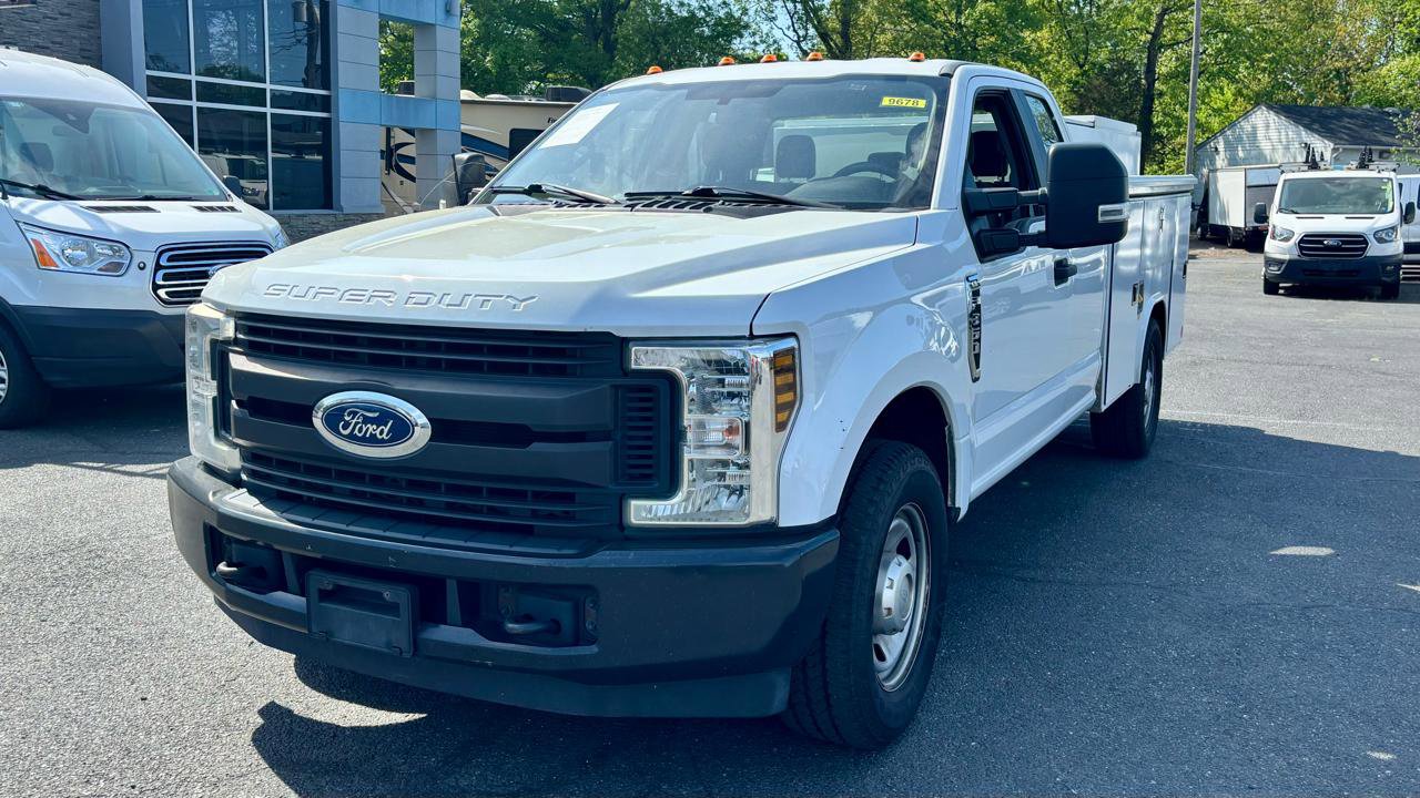 Used 2019 Ford F350 XL w/ Power Equipment Group image 2