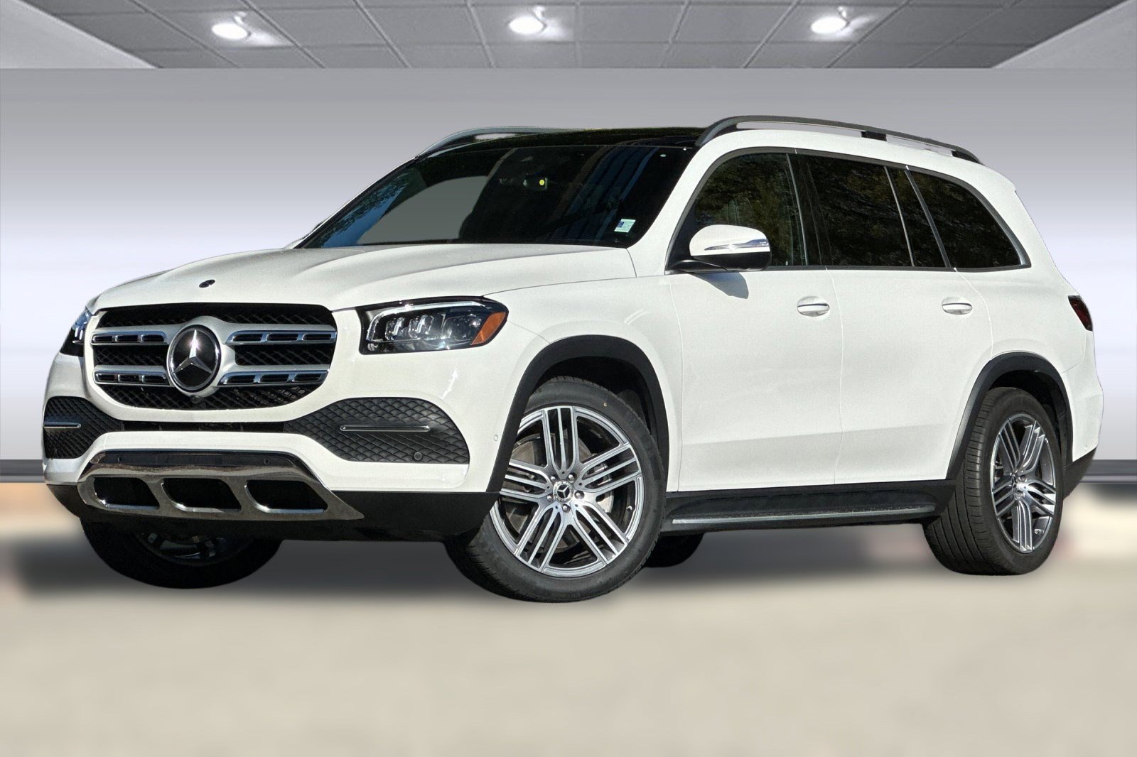 Used 2020 Mercedes-Benz GLS 450 4MATIC image 25