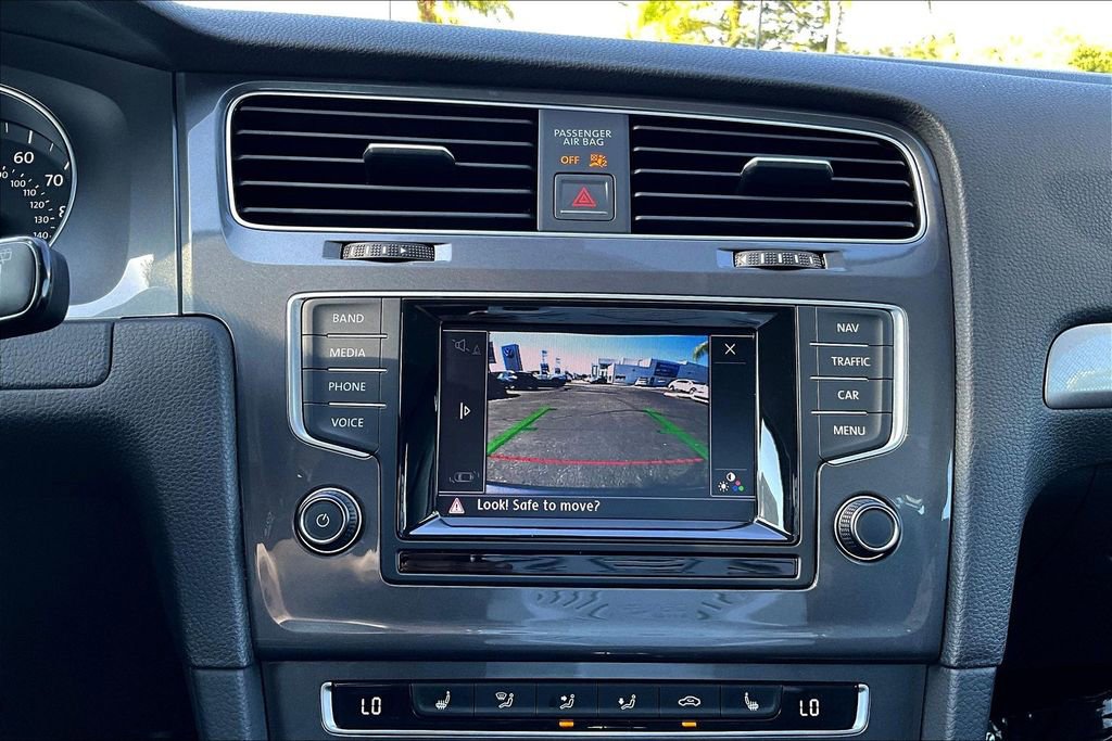 Used 2015 Volkswagen e-Golf SEL Premium FWD image 12