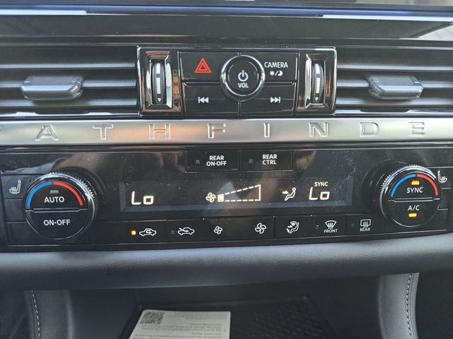 New 2026 Nissan Pathfinder SV image 4