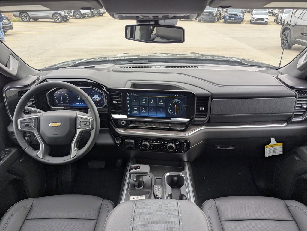 New 2026 Chevrolet Silverado 1500 LTZ w/ LTZ Premium Package image 18