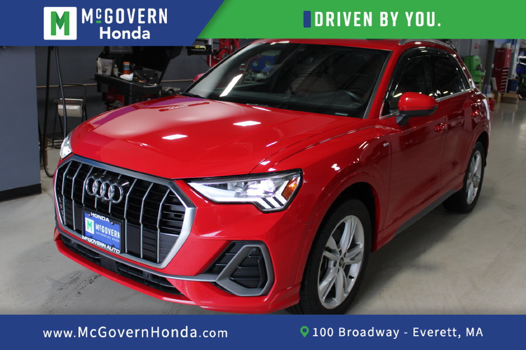Used 2022 Audi Q3 2.0T Premium Plus w/ Premium Plus Package AWD/4WD image 1