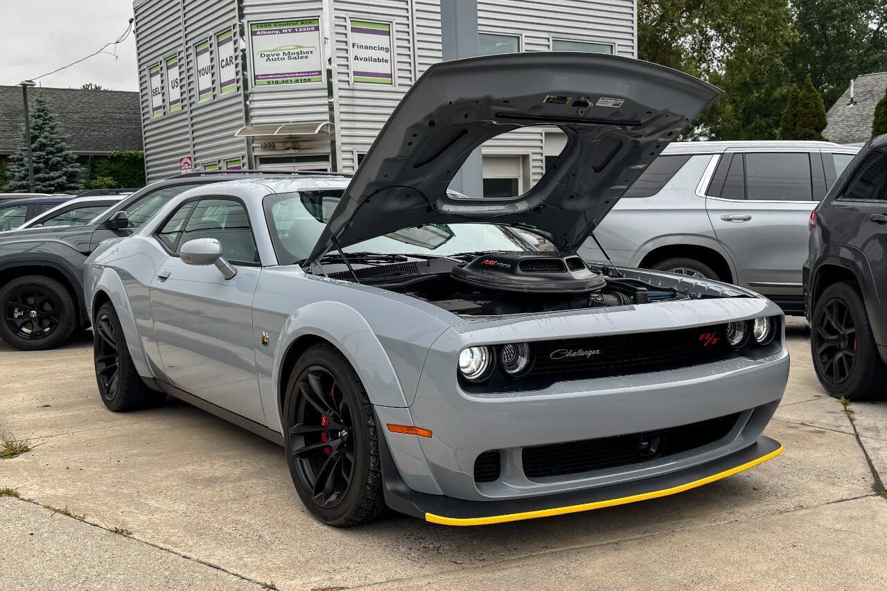 Used 2021 Dodge Challenger R/T Scat Pack RWD image 12