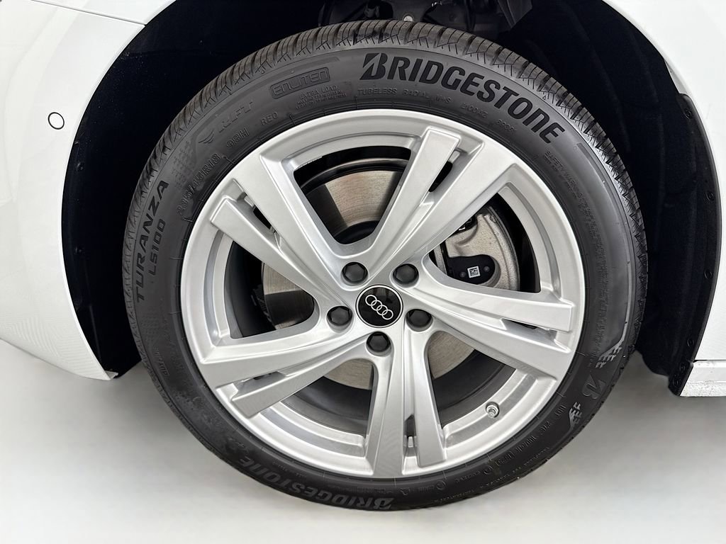 Used 2025 Audi A5 2.0T Premium Plus image 30