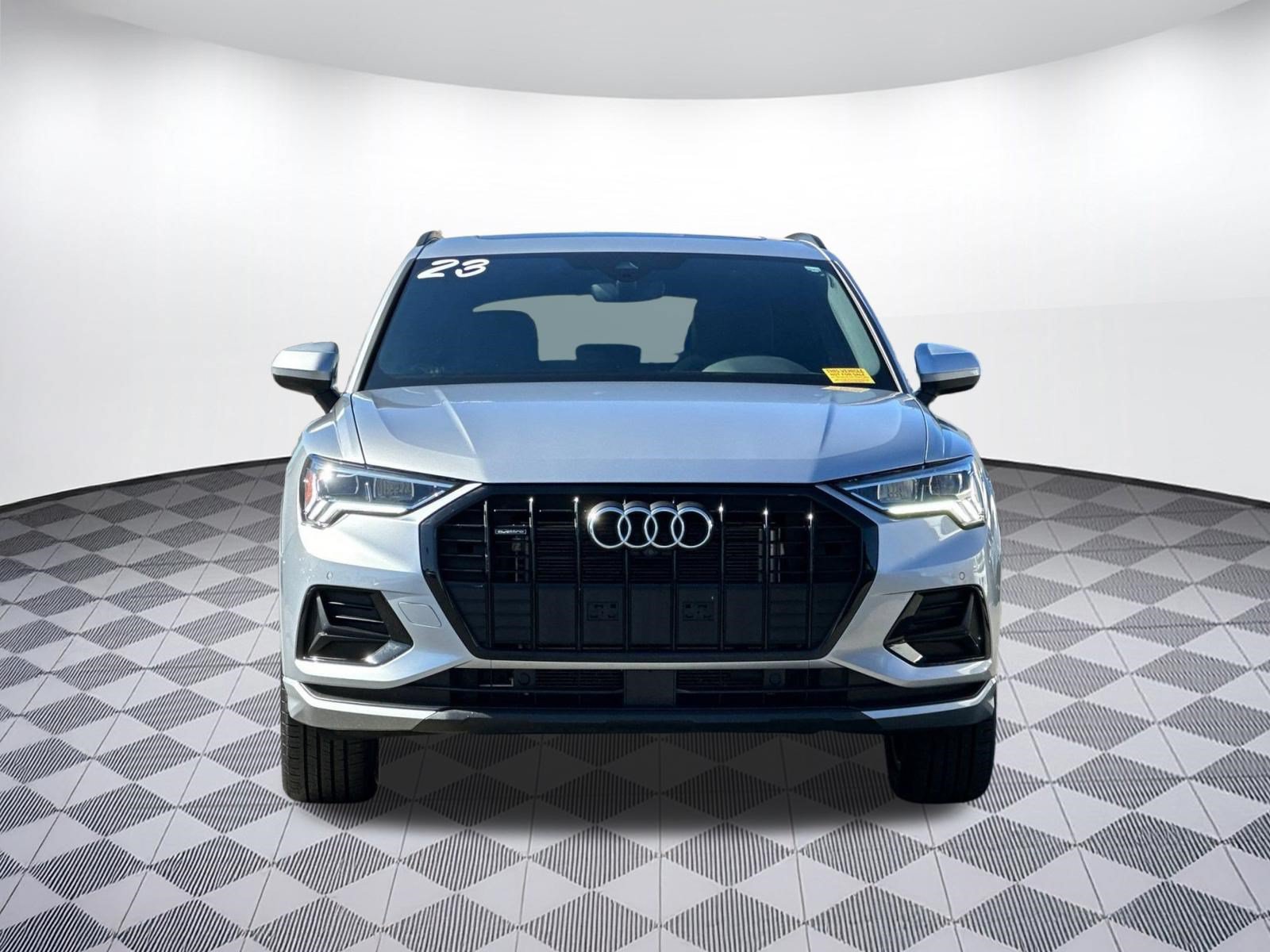 Used 2023 Audi Q3 2.0T Premium Plus w/ Premium Plus Package AWD/4WD image 5