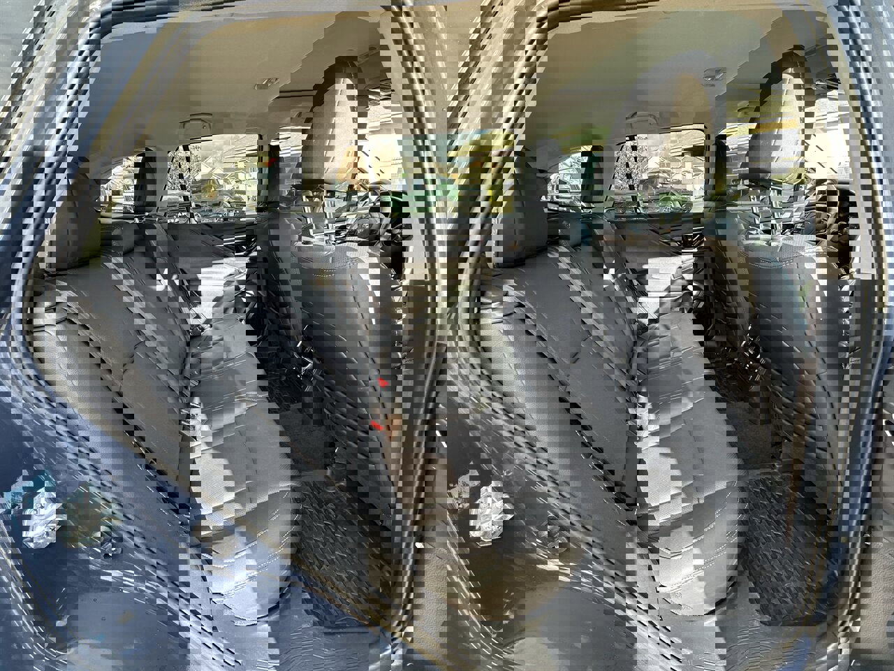 Used 2023 Subaru Outback Limited w/ Popular Package #2 image 20