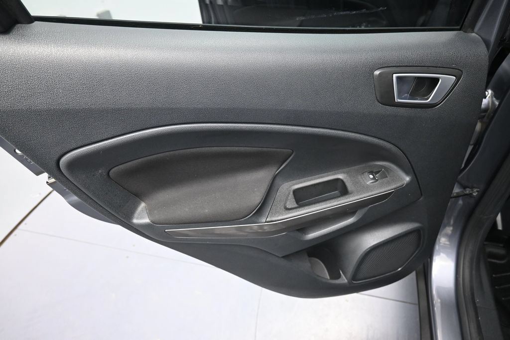 Used 2019 Ford EcoSport SE FWD image 24