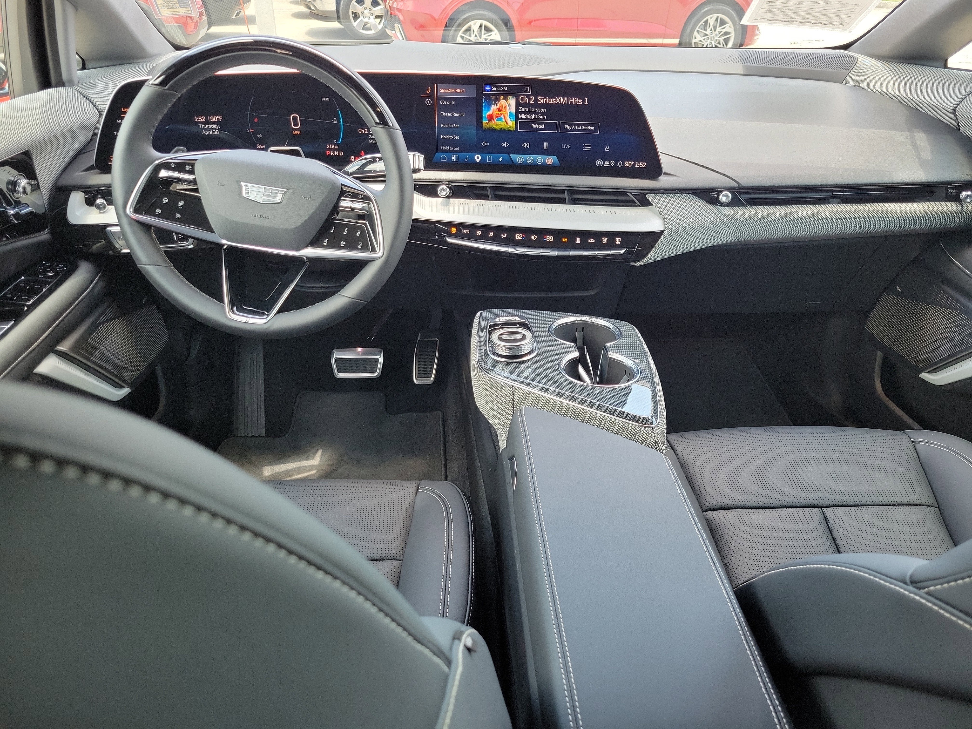 Certified 2025 Cadillac Optiq Sport 2 AWD/4WD image 13