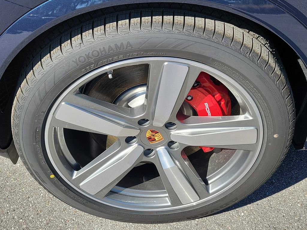 New 2026 Porsche Cayenne S image 12