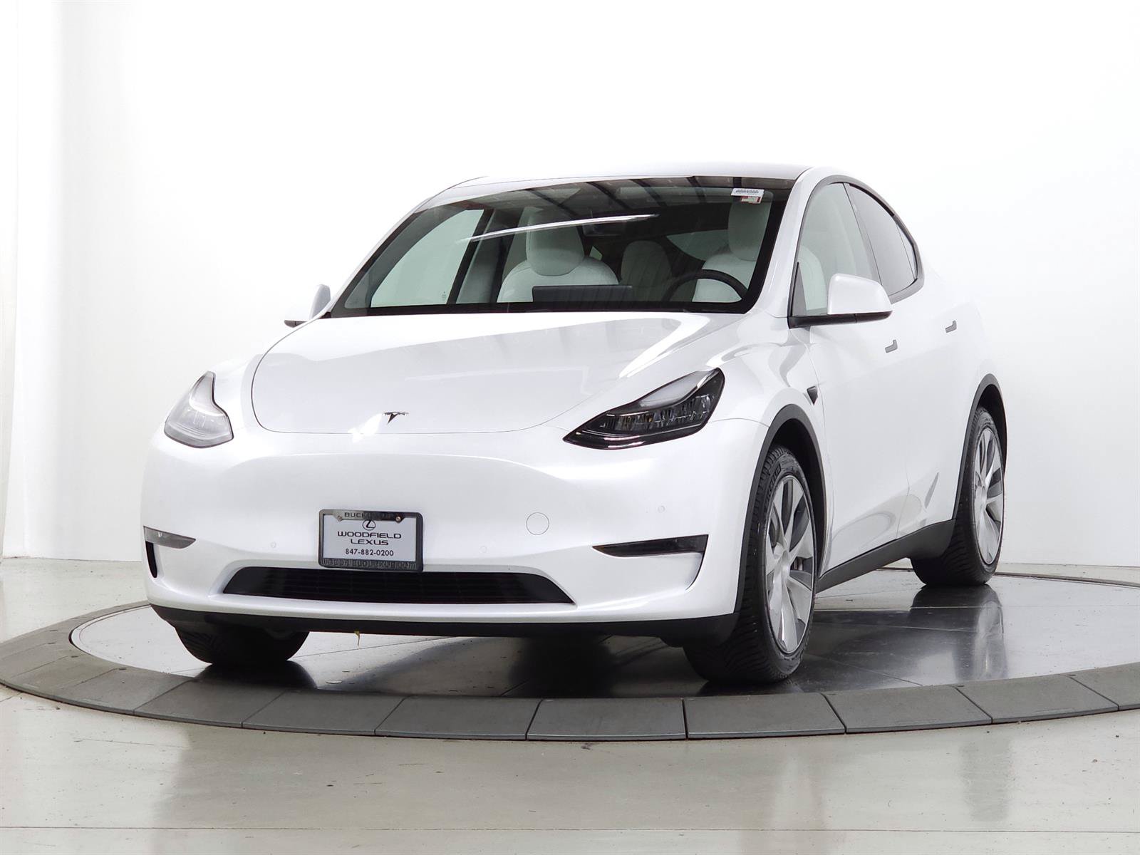 Used 2021 Tesla Model Y Long Range AWD/4WD image 4