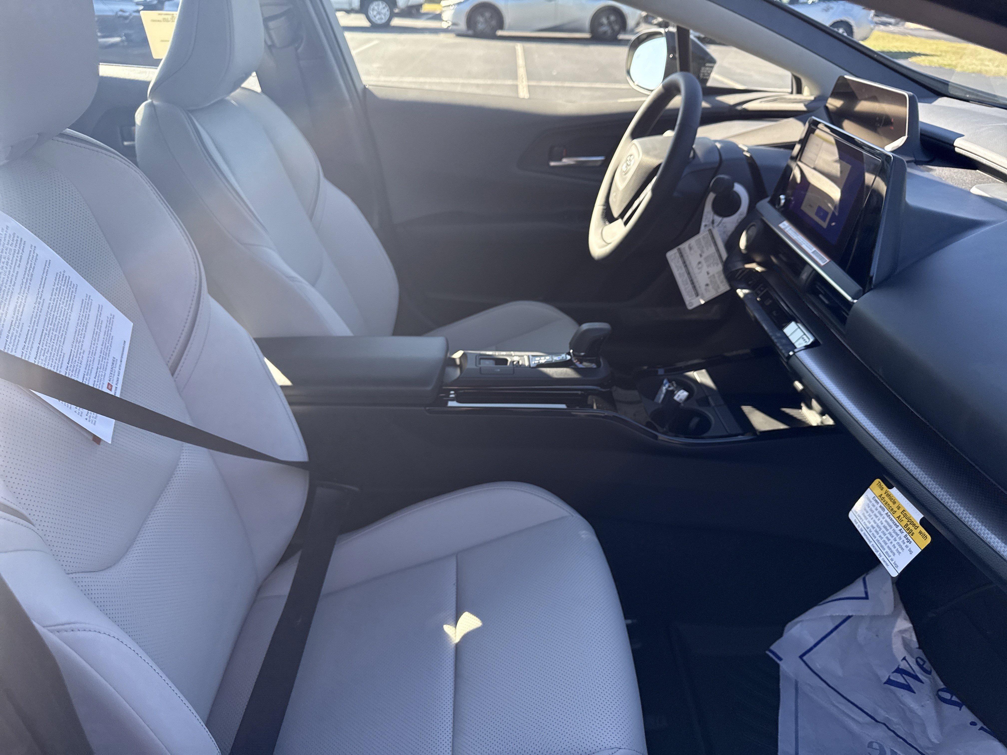 New 2026 Toyota Prius XLE image 33