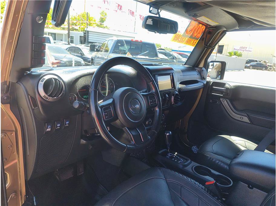 Used 2015 Jeep Wrangler Unlimited Sport w/ Quick Order Package 24S AWD/4WD image 5