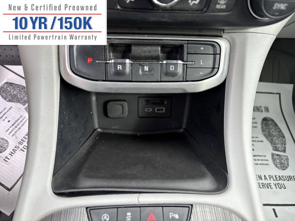 Used 2020 GMC Acadia SLT w/ LPO, Floor Liner Package image 22