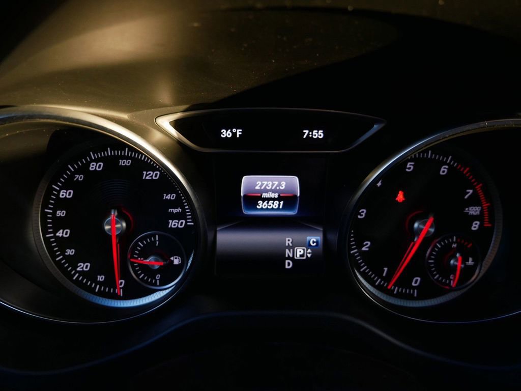 Used 2020 Mercedes-Benz GLA 250 4MATIC image 29