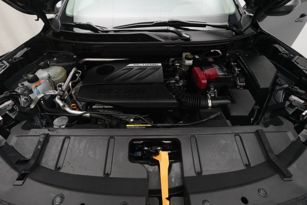 Certified 2023 Nissan Rogue SV image 3