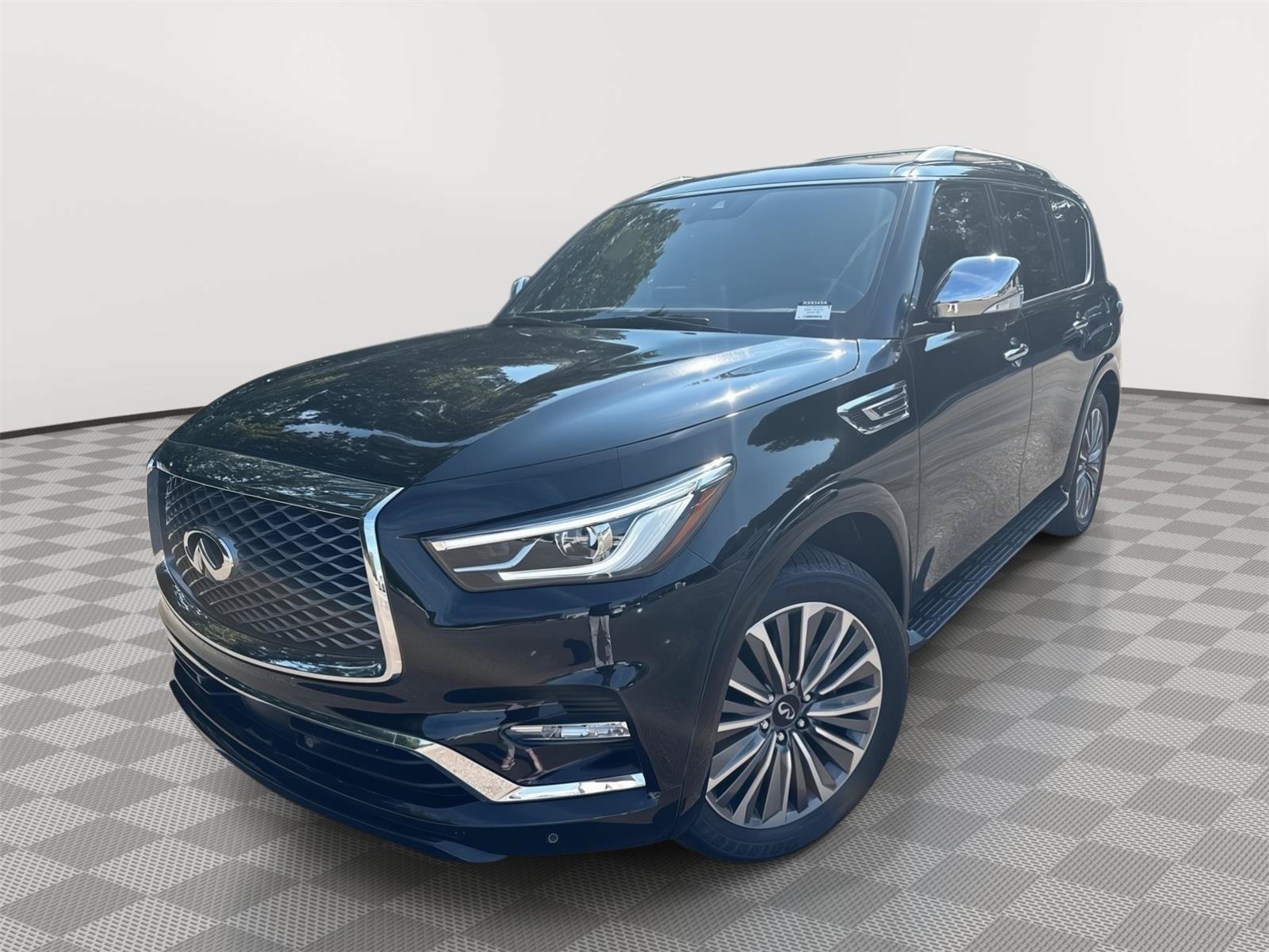 Used 2022 INFINITI QX80 Sensory w/ All-Season Package AWD/4WD image 2