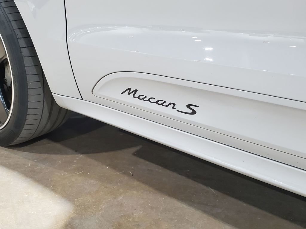 Used 2021 Porsche Macan S image 44