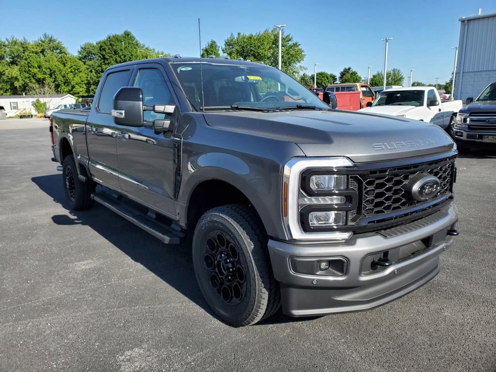 New 2026 Ford F350 Lariat w/ Black Appearance Package AWD/4WD image 3