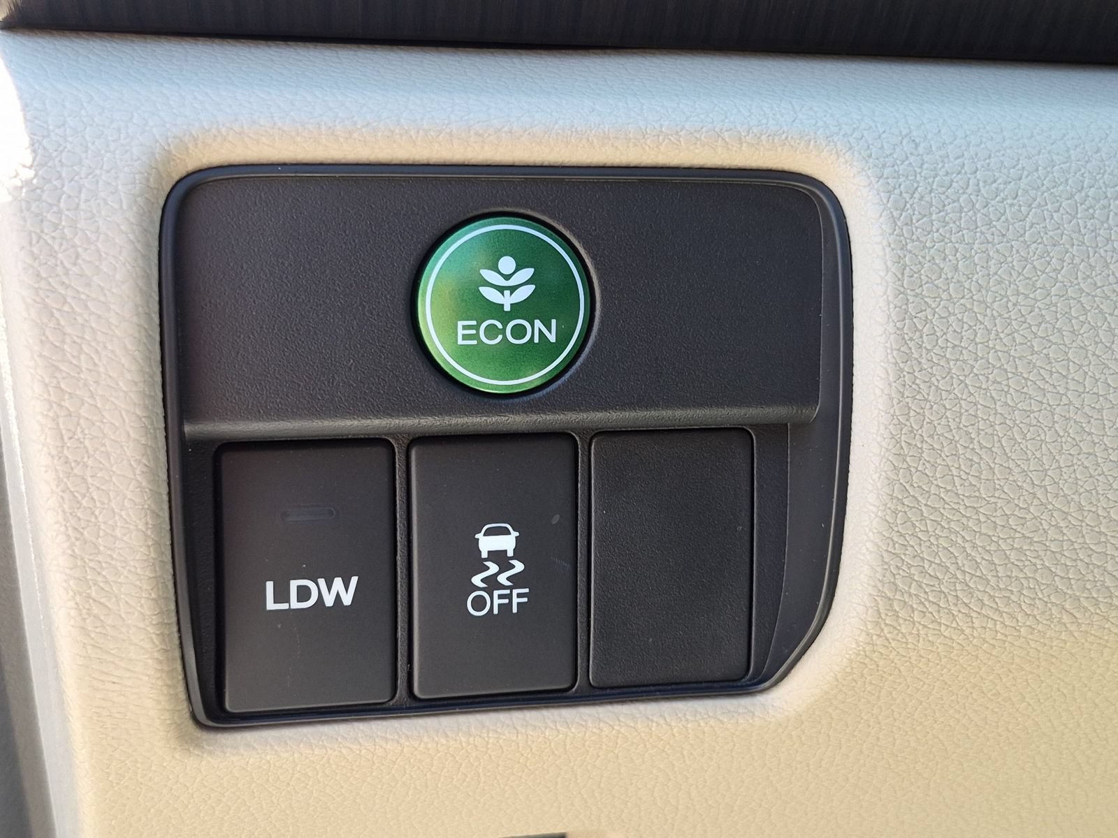 Used 2014 Honda Accord EX-L image 17