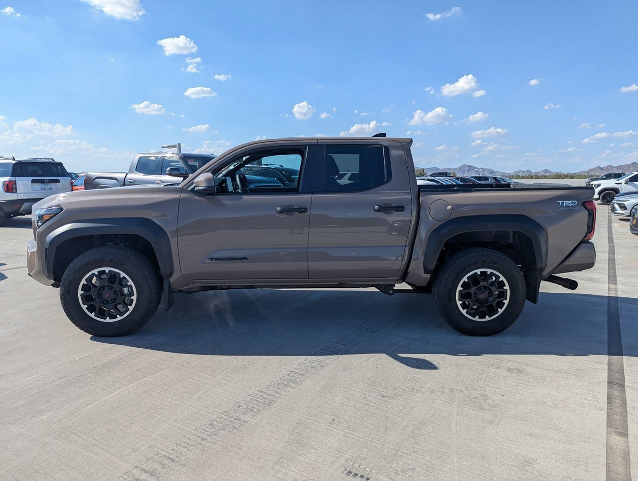 Used 2026 Toyota Tacoma TRD Off-Road AWD/4WD image 7