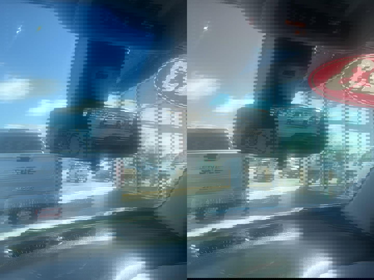 Used 2023 Chevrolet Equinox LT image 25