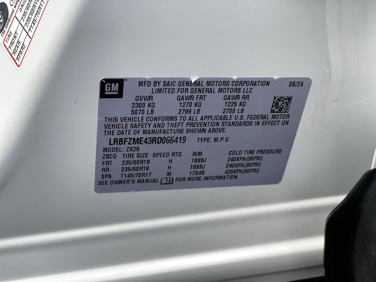 Used 2024 Buick Envision Preferred AWD/4WD image 29
