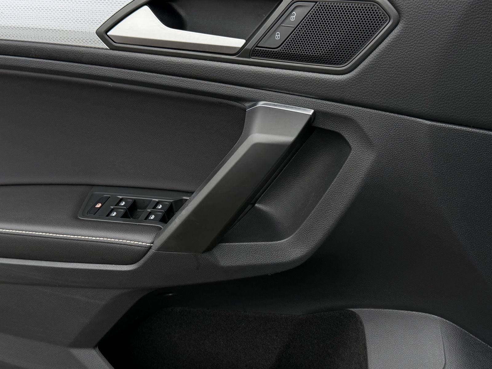 Used 2023 Volkswagen Tiguan S image 22