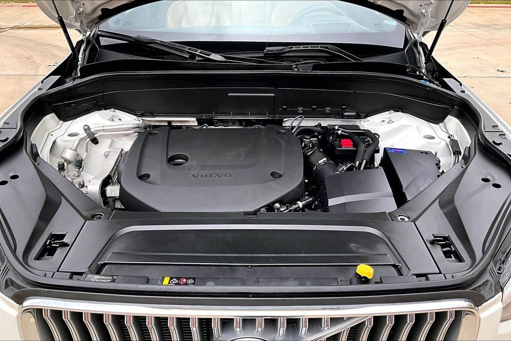 Certified 2024 Volvo XC90 B6 Ultimate AWD/4WD image 13