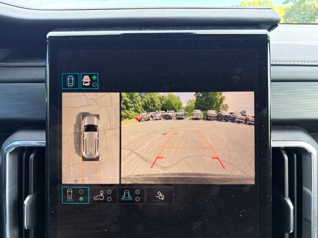 Used 2026 GMC Acadia Elevation w/ Elevation Premium Package AWD/4WD image 29