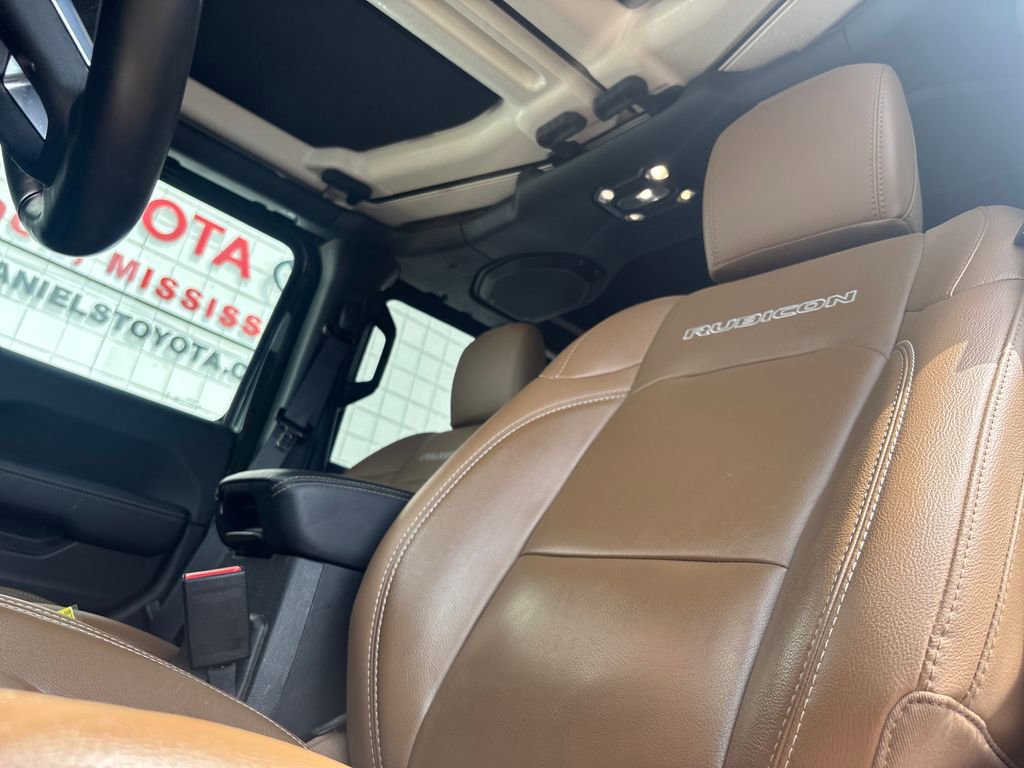 Used 2021 Jeep Gladiator Rubicon AWD/4WD image 17