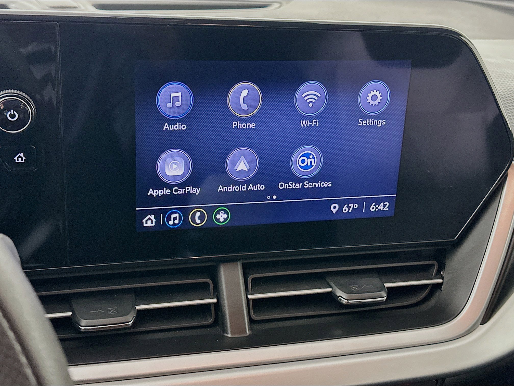 Used 2025 Chevrolet Trax LS image 19