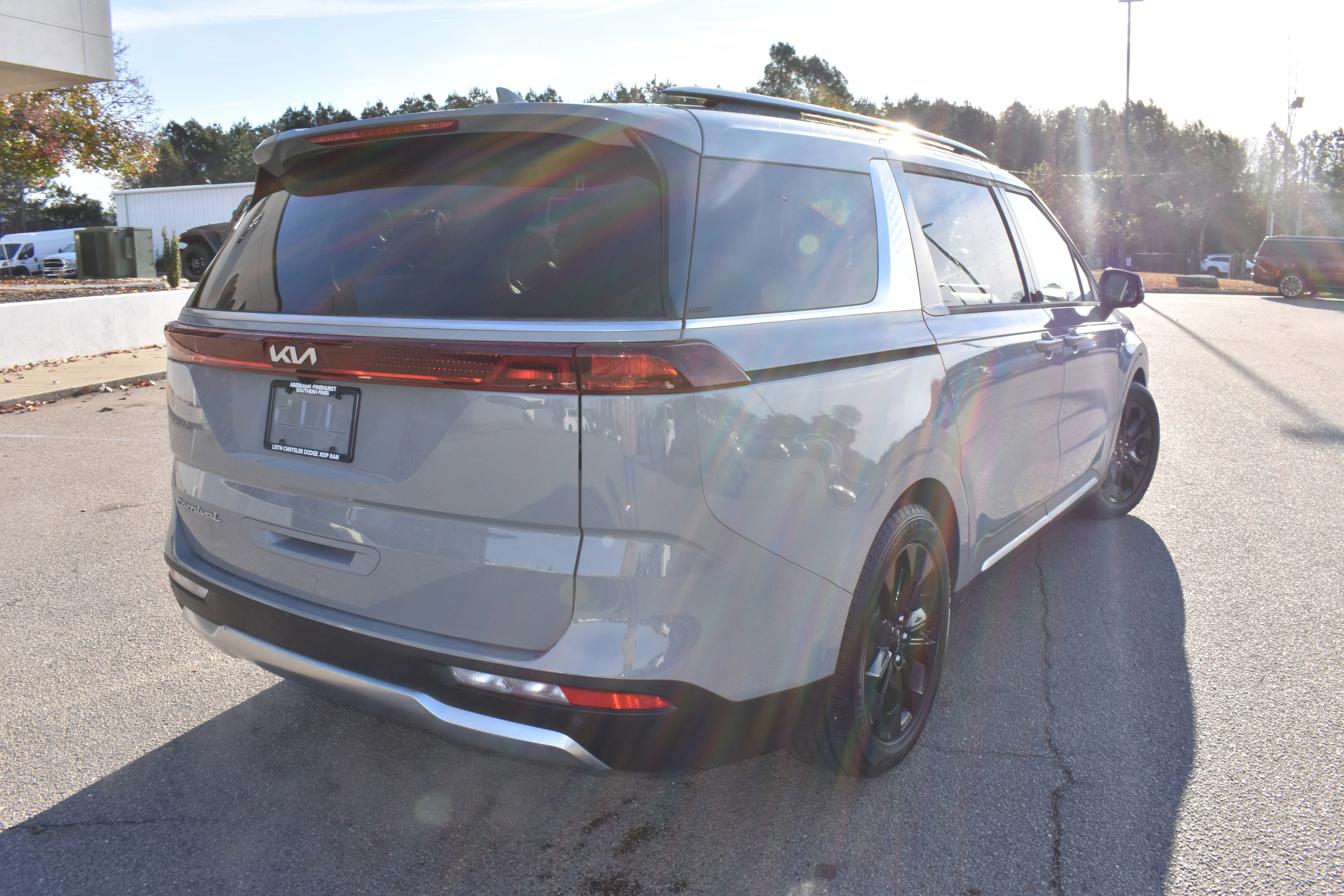Used 2022 Kia Carnival SX image 9
