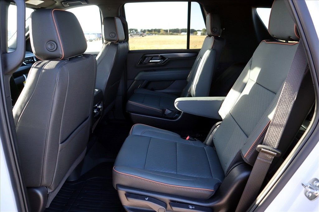 New 2026 GMC Yukon AT4 w/ LPO, Floor Liner Package image 8