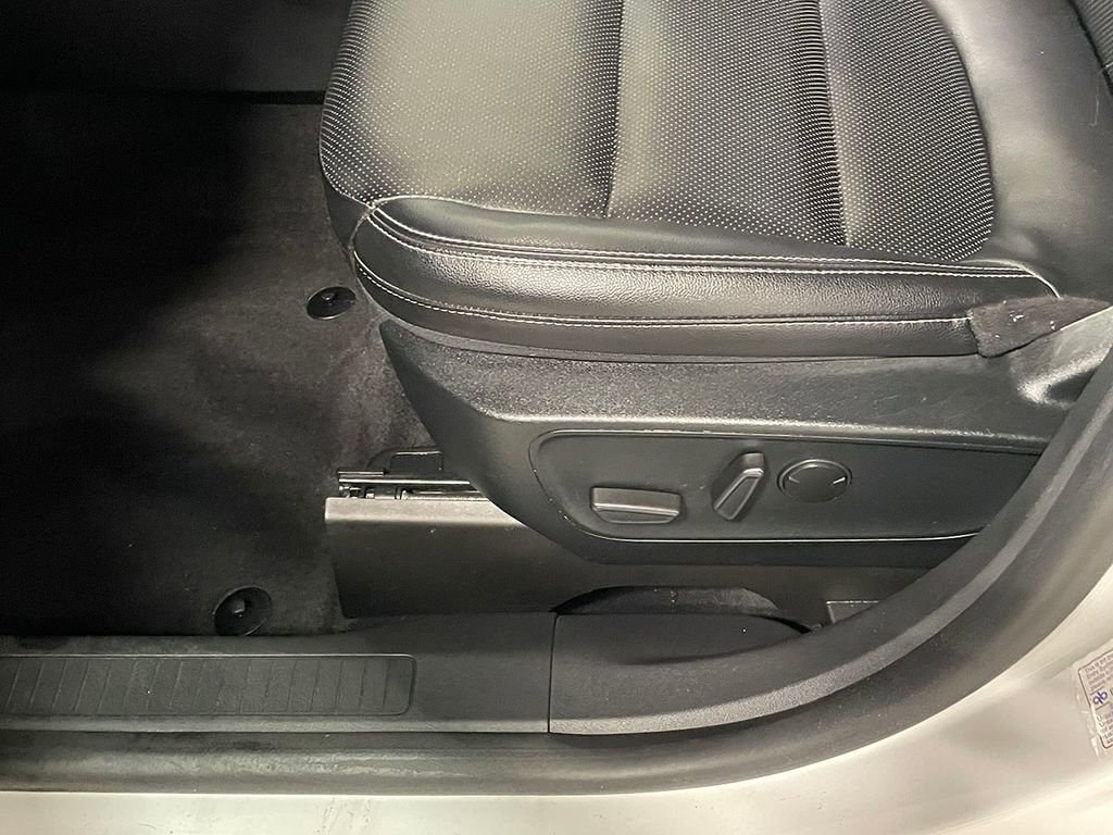 Used 2022 Ford Escape SEL w/ Technology Package image 21