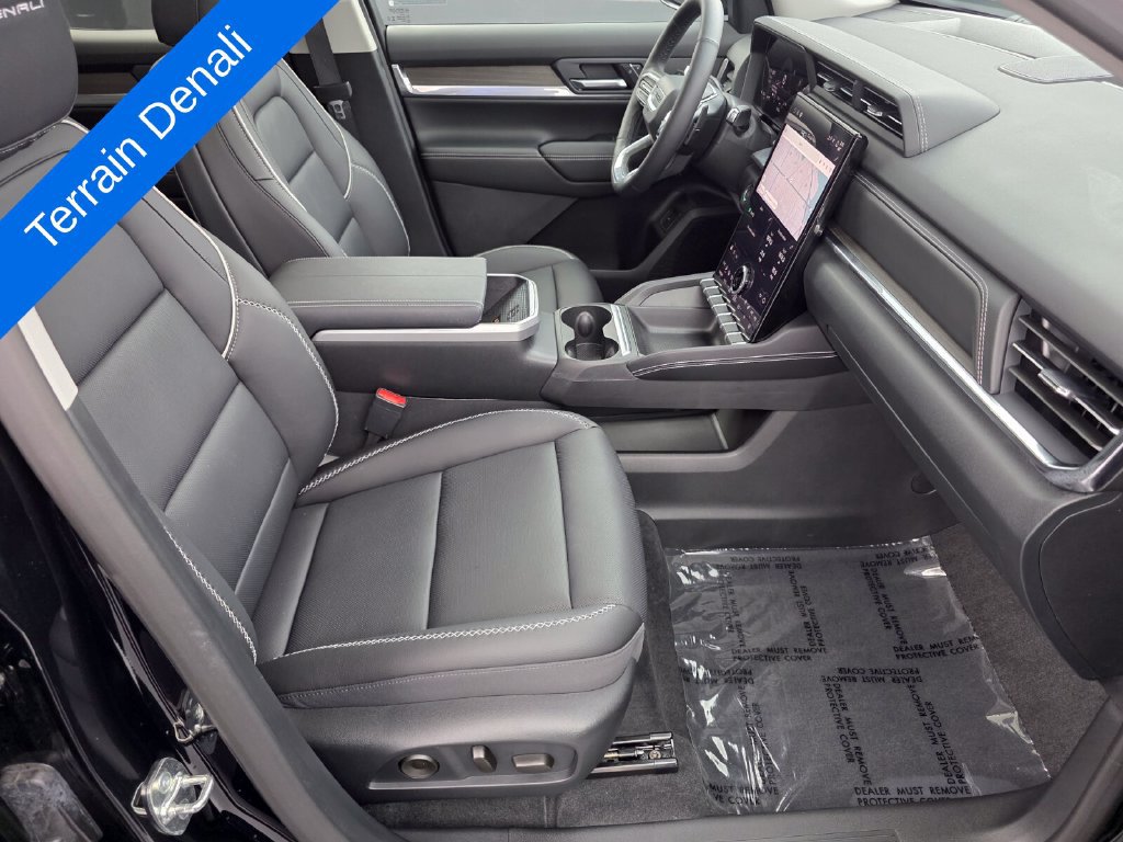 Used 2026 GMC Terrain Denali AWD/4WD image 27