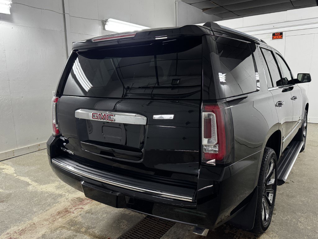 Used 2019 GMC Yukon Denali w/ Denali Ultimate Package image 11