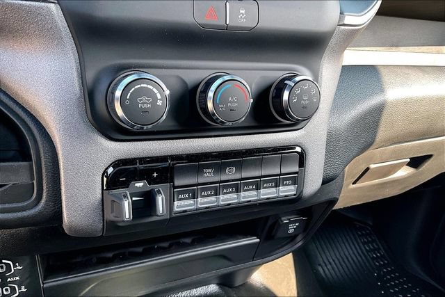 New 2024 RAM 5500 Tradesman w/ Chrome Appearance Group AWD/4WD image 15