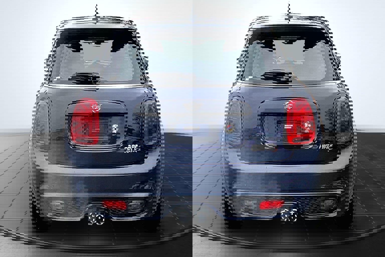 Used 2019 MINI Cooper S image 4