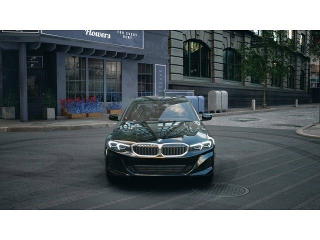 New 2025 BMW 330i xDrive Sedan w/ Convenience Package image 3