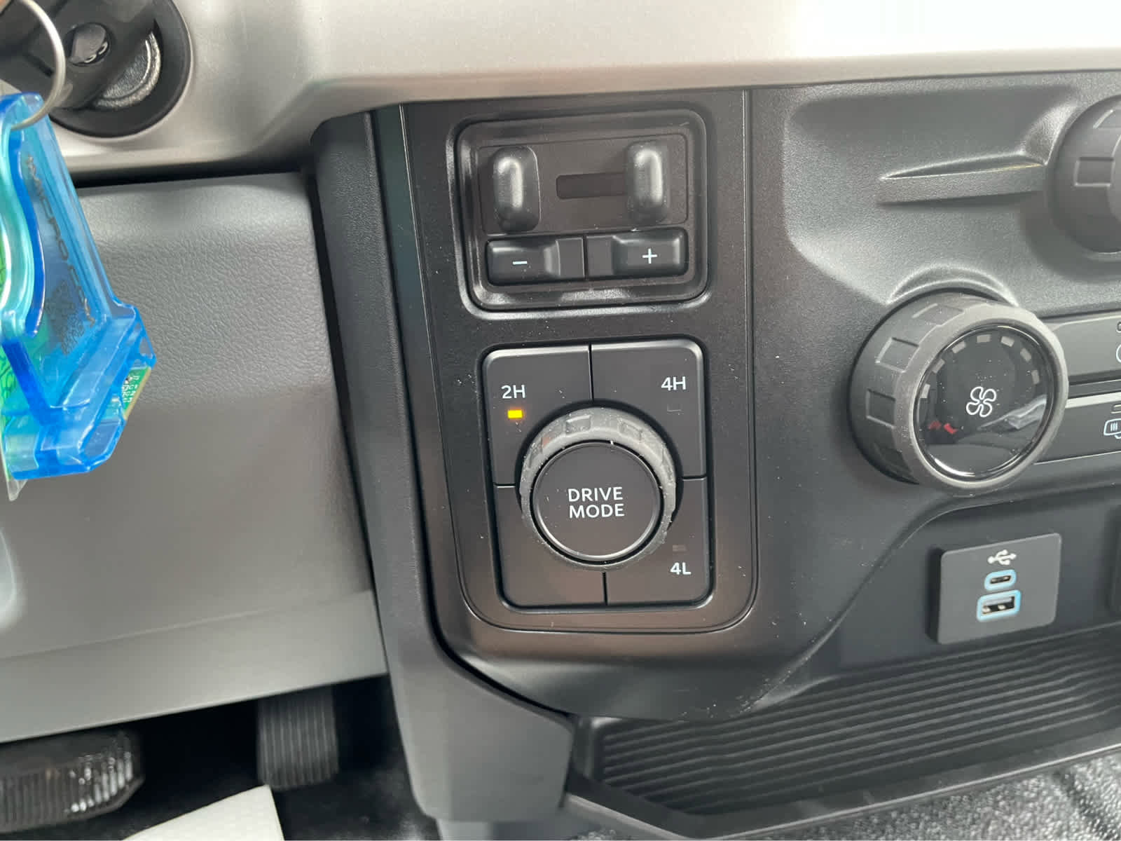 New 2025 Ford F550 XL image 18