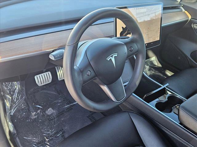 Used 2020 Tesla Model 3 Performance image 9