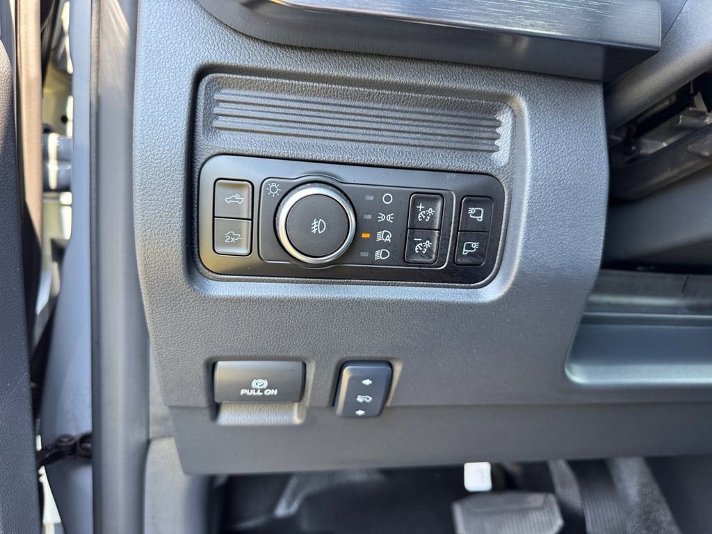 New 2026 Ford F250 Lariat image 24
