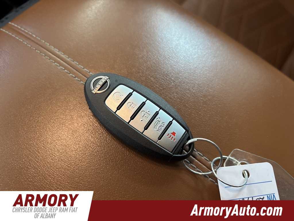 Used 2022 Nissan Pathfinder Platinum w/ Cargo Package image 23